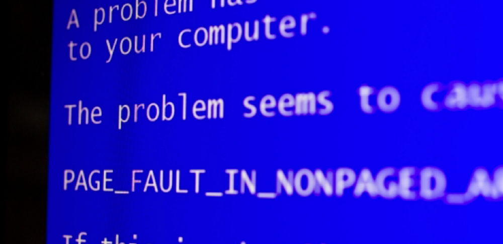 パソコンが突然青い画面に ブルースクリーンの原因や対処法とは サイバーセキュリティ Com