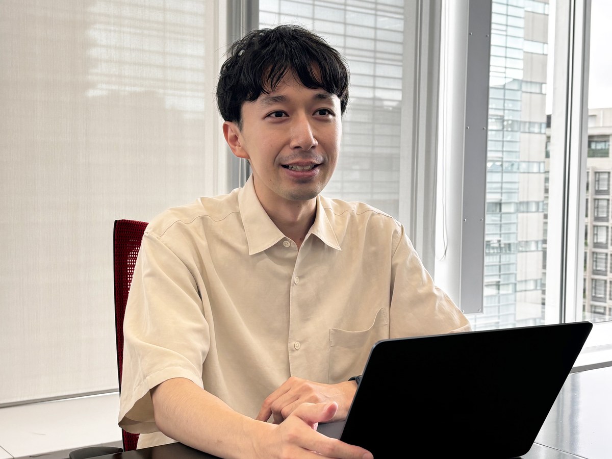 明間陸氏